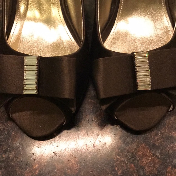 Ragazza Satin Heels - Picture 3 of 8